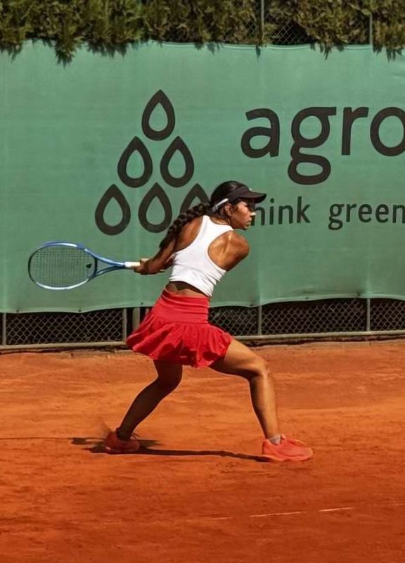 Match day on clay